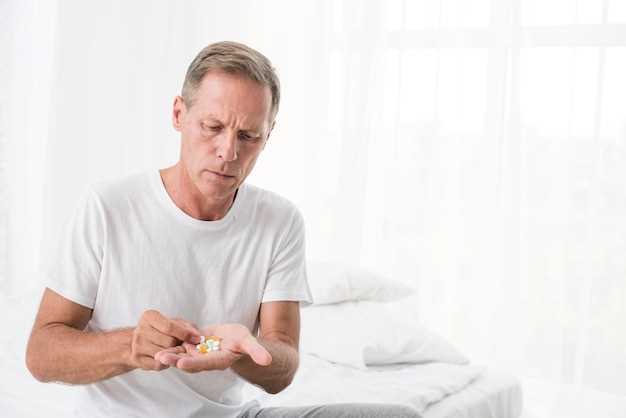 Morning or midnight? Exact dosing clocks used by rheumatologists to cut moon-face odds by 28%